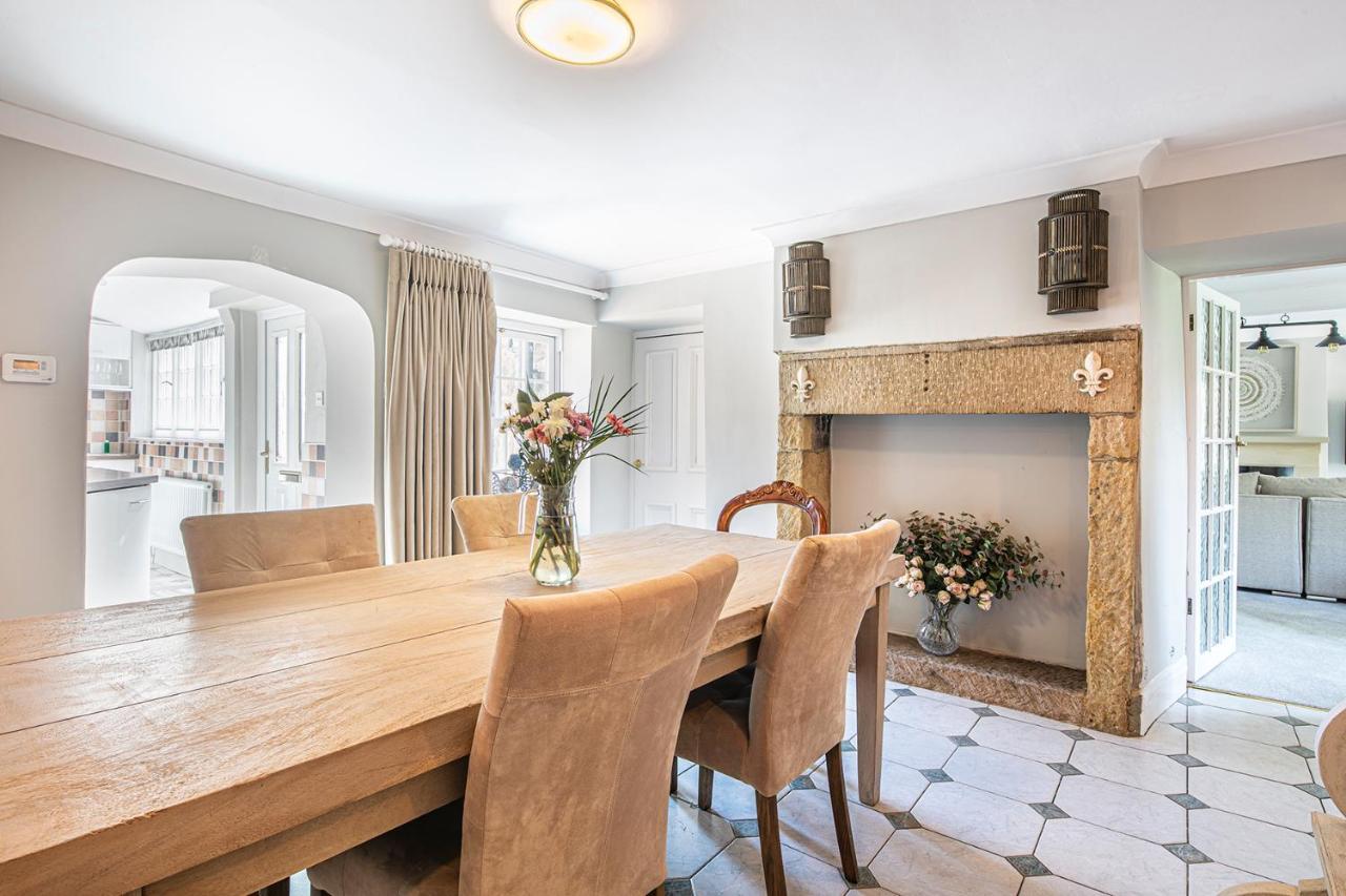 The Belle - A Lovingly Converted Grade II Listed Home From Home In Bakewell Exterior foto