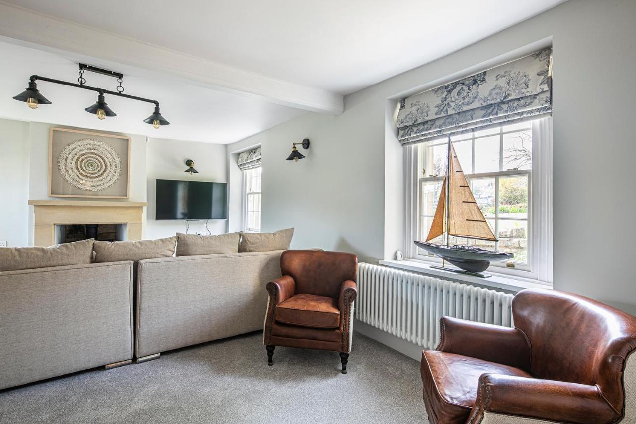The Belle - A Lovingly Converted Grade II Listed Home From Home In Bakewell Exterior foto
