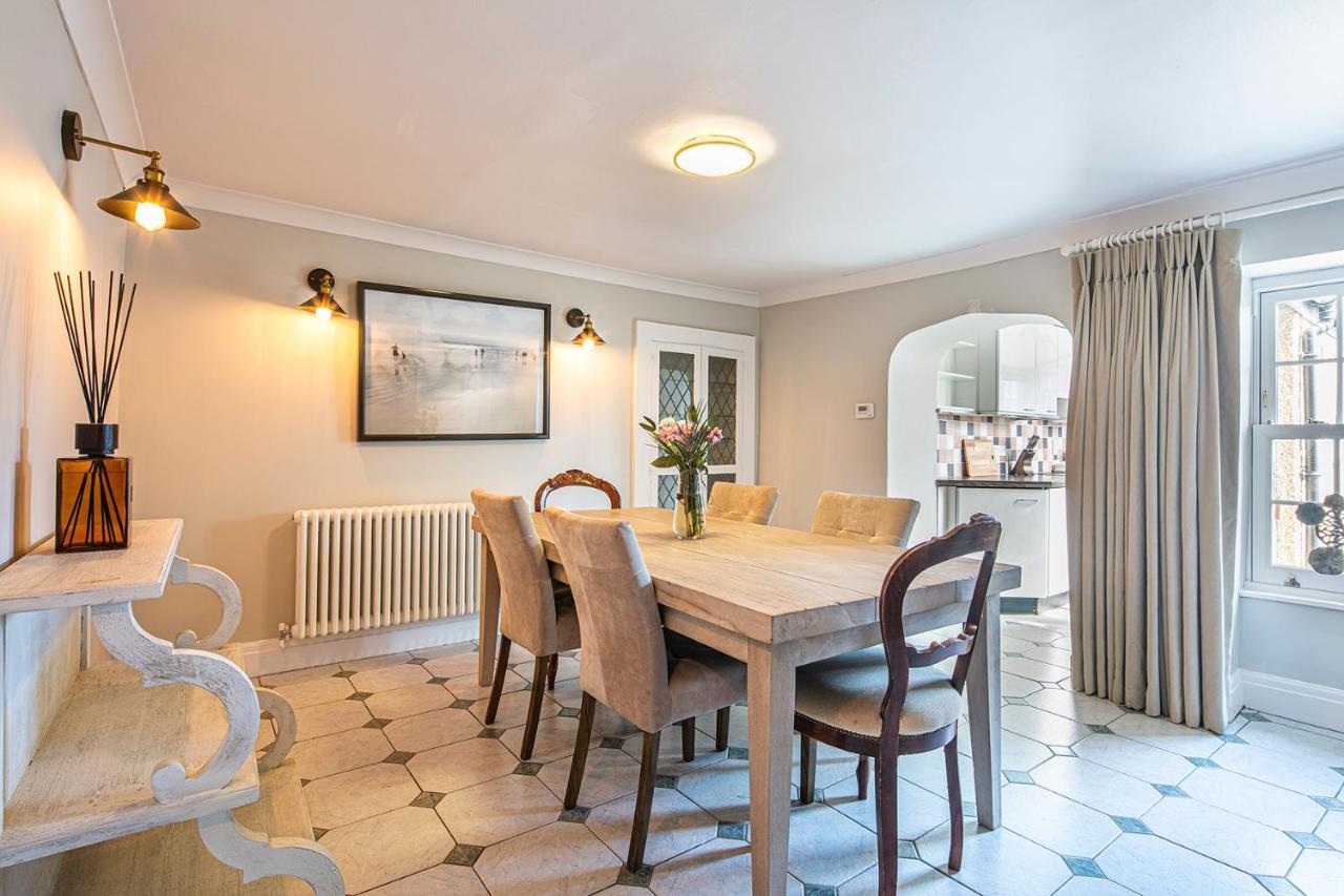 The Belle - A Lovingly Converted Grade II Listed Home From Home In Bakewell Exterior foto