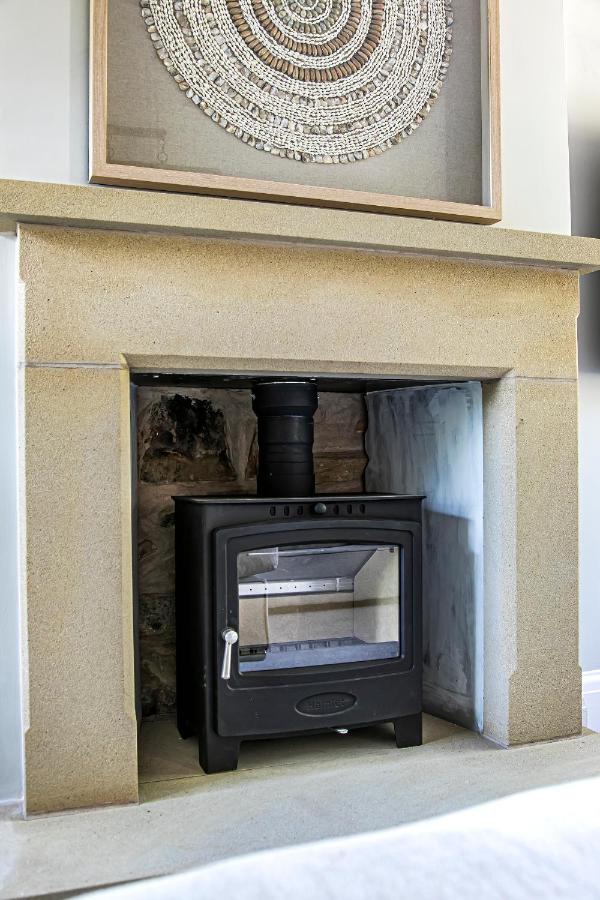 The Belle - A Lovingly Converted Grade II Listed Home From Home In Bakewell Exterior foto