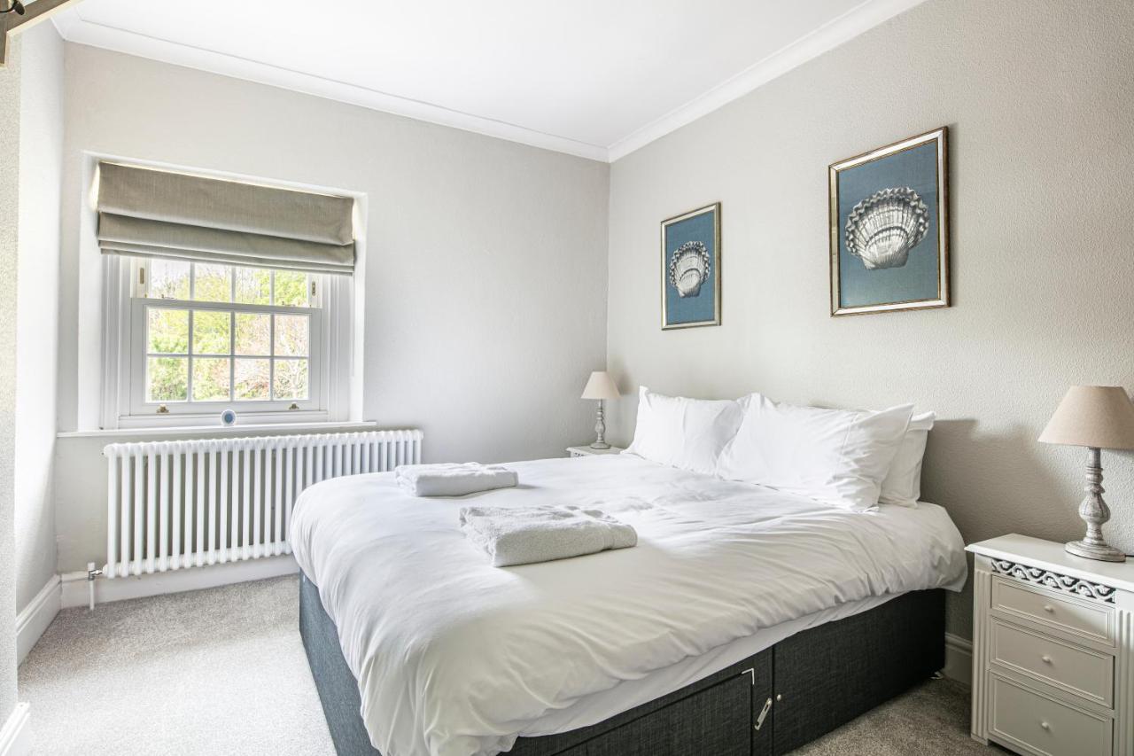 The Belle - A Lovingly Converted Grade II Listed Home From Home In Bakewell Exterior foto
